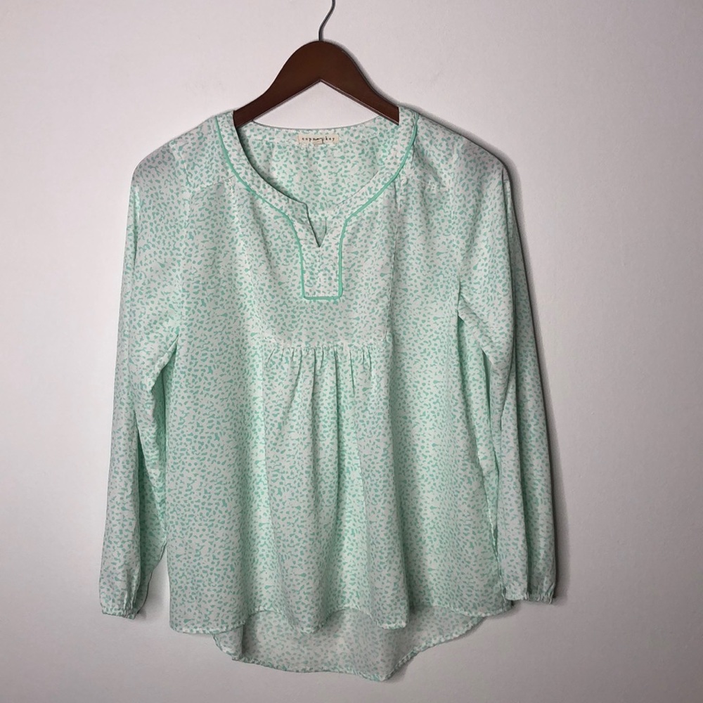 Copper Key Flowy Blouse White with Teal Dots XL